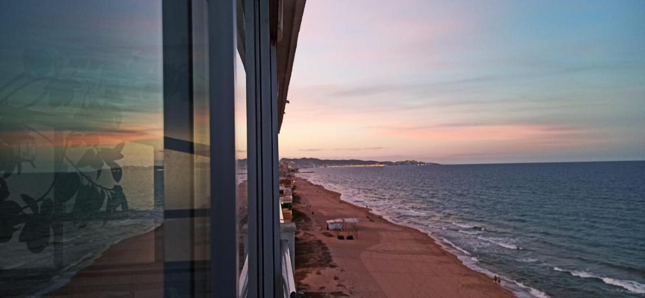 Sunset Room At Front Beach - Habitacion En La Playa Piso Privado Тавернес де Валдигна Екстериор снимка